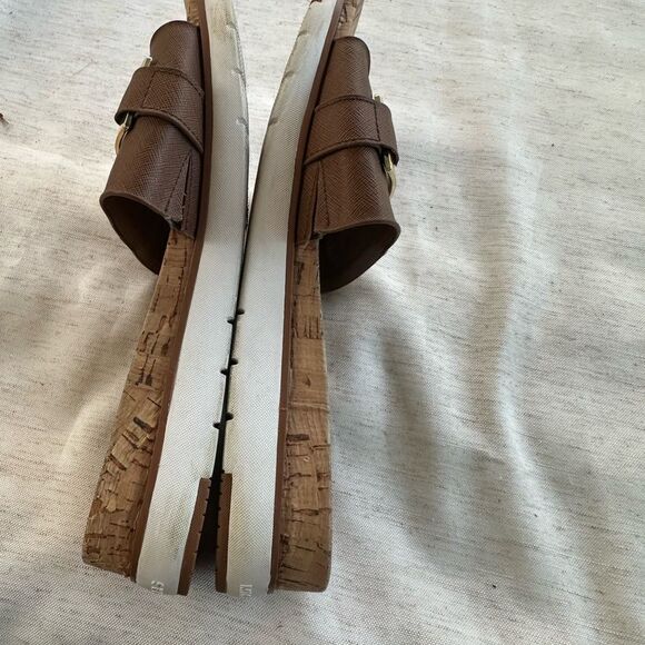 Michael Kors Leather Slip On Sandal 9 - Picture 6 of 8